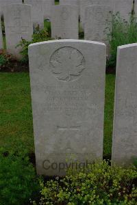 Etaples Military Cemetery - Calder, G B